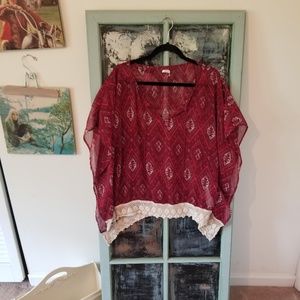 Breezey Tribal Pattern Top